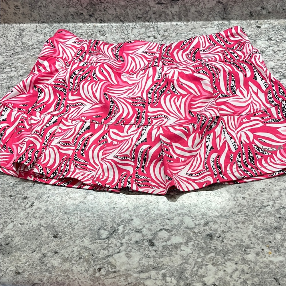 Bolle Pink, Black and White Pleated,Patterned Tennis/Pickleball Skort